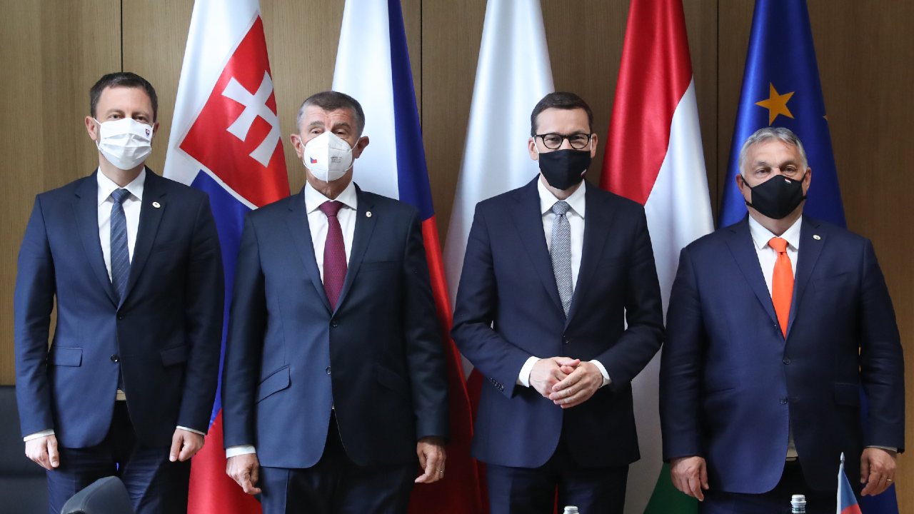 European Council Visegrad Meeting. From left to right: Eduard HEGER (Slovak Prime Minister, Slovakia), Andrej BABIŠ (Czech Prime Minister, Czech Republic), Mateusz MORAWIECKI (Polish Prime Minister, Poland), Viktor ORBÁN (Hungarian Prime Minister, Hungary). Credit: European Union