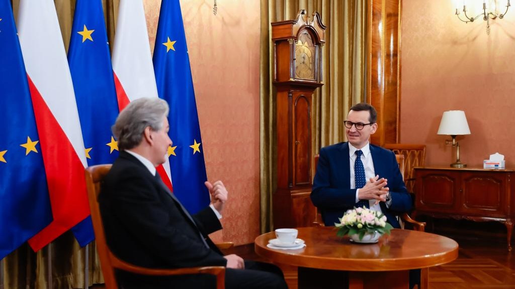 Photo: Mateusz Morawiecki hosts European Commissioner for Internal Market Thierry Breton. Credit: Chancellery of the Prime Minister of Poland via Twitter.
