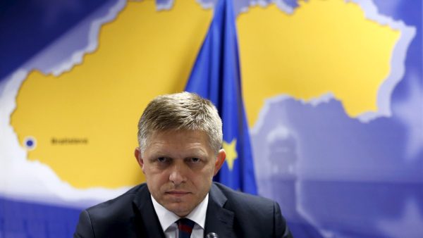 Photo: Slovakia's Prime Minister Robert Fico addresses a news conference after a European Union leaders extraordinary summit on the migrant crisis in Brussels, Belgium September 24, 2015. Credit: REUTERS/Francois Lenoir