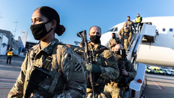 Photo: US Army soldiers with the 1st Armoured Brigade Combat Team, 3rd Infantry Division, arrive at Nuremberg International Airport on 28 February 2022 as part of the United States’ contribution to the NATO Response Force (NRF). Credit: NATO