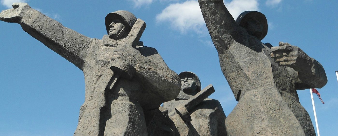 Photo: "Soviet war memorial" by Keith Ruffles under CC BY 3.0. Modified by CEPA.