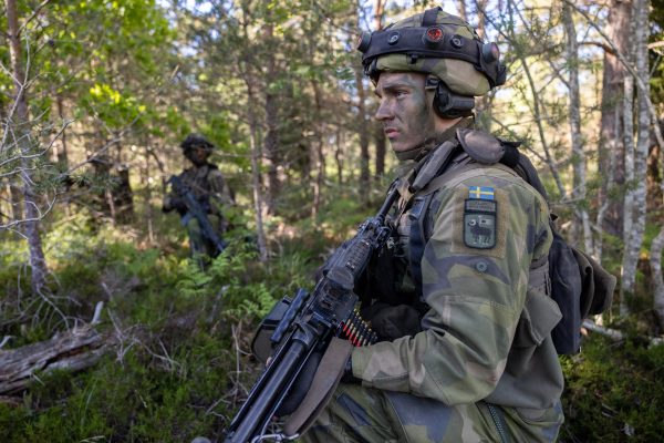 A Swedish soldier waits for orders to move out in Tofta Training Area on the Swedish island of Gotland on 8 June during Exercise BALTOPS 22. An annual naval exercise that takes place in the Baltic Sea, this year’s iteration was hosted by Sweden, which applied for NATO membership in May. Credit: NATO via Flickr. https://flic.kr/p/2nrWx59