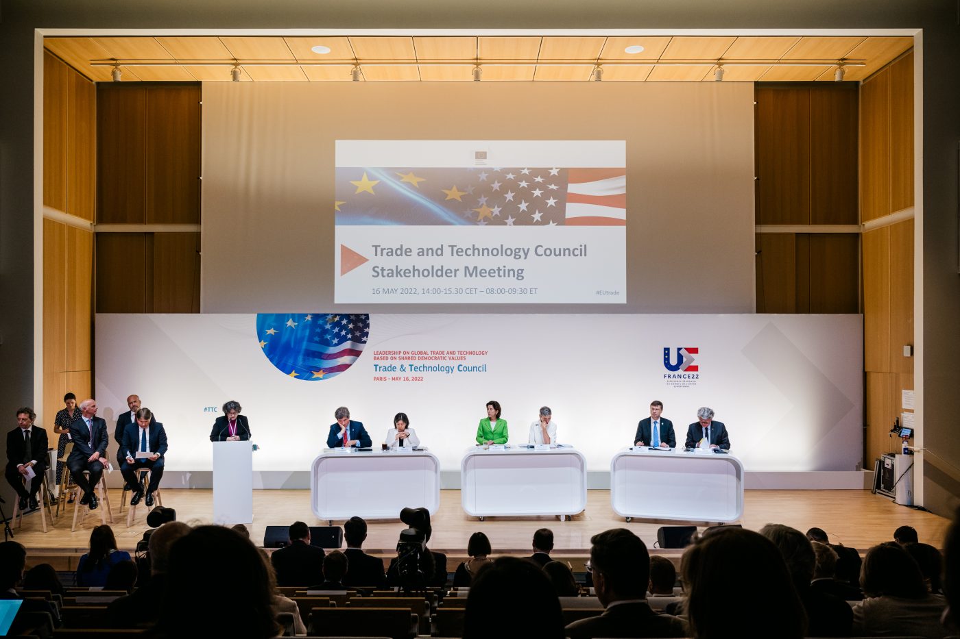Joint speech between the members of the EU-US TTC, composed of Valdis Dombrovskis, Margrete Vestager, Thierry Breton, Katherine Tai, Gina Raimondo and Jose W Fernandez in May 2022. Credit: European Commission