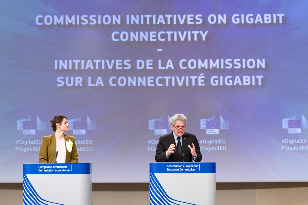 Photo: Press conference by Thierry Breton, European Commissioner, on Gigabit connectivity. Credit: European Commission