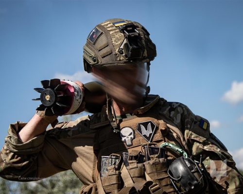 Photo: Ukrainian Special Operations Forces (SOF) serviceman. Credit @sof_ua via Instagram. https://www.instagram.com/sof_ua/