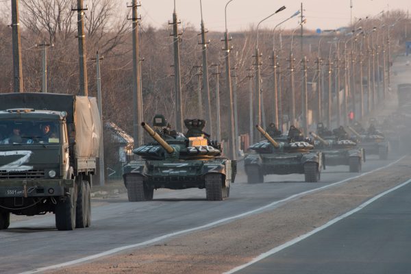 Photo: A column of tanks marked with the Z symbol stretches into the distance as they proceed northwards along the Mariupol-Donetsk highway. The battle between Russian / Pro Russian forces and the defencing Ukrainian forces lead by Azov battalion continues in the port city of Mariupol. Credit: Photo by Maximilian Clarke / SOPA Images/Sipa USA