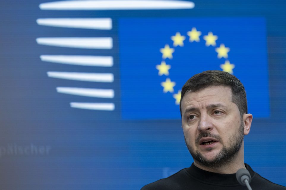 Photo: Volodymyr Oleksandrovych Zelenskyy, the President of Ukraine as seen at a joint press conference with Charles Michel, president of the EUCO and Ursula von der Leyen President of the European Commission talking and answering questions of journalists after the meeting with the European Leaders. Brussels, Belgium on February 9, 2023. Credit: Nicolas Economou/NurPhoto