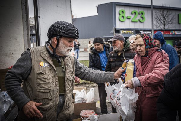 Photo: Chef José Andrés hands out food in Ukraine as a part of World Central Kitchen's humanitarian aid operations. Credit: World Central Kitchen.