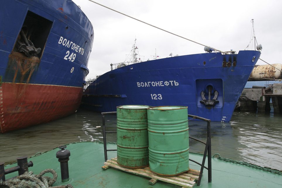 Photo: Oil tanker Volgoneft-123, which cracked after being hit by high waves, is docked next to the Volgoneft-249 tanker as its oil cargo is pumped across in the southern port of Kavkaz November 12, 2007. A severe storm broke a small Russian oil tanker in two off the Ukrainian port of Kerch on Sunday, spilling up to 2,000 tonnes of fuel oil in what a Russian official said was an "environmental disaster". The same storm in the Black Sea and Azov Sea also sank four freighters, three carrying sulphur and one with a cargo of scrap metal. The heavy seas also cracked the hull of another oil tanker, Volganeft-123, but officials said early on Monday that its oil cargo was not leaking. Picture taken November 12, 2007. Credit: REUTERS/Vladimir Kondratov