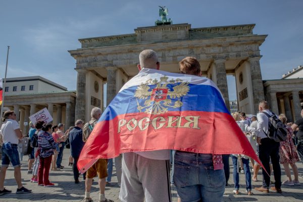 Photo: The iconic Brandenburg Gate, a symbol of unity and peace, became the epicenter of a controversial demonstration on September 9, 2023, as the pro-Russian group "Aufbruch Frieden-Souveraenitaet-Gerechtigkeit" gathered to voice their opposition to NATO and express support for Russia amidst the ongoing Russo-Ukrainian conflict. Credit: Michael Kuenne/PRESSCOV/Sipa USA