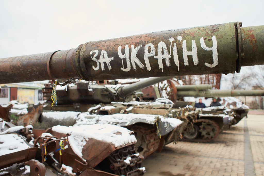 Photo: A destroyed Russian tank on Mykhailivs'ka Square in Kyiv. Credit: Irina Pislari / Alamy