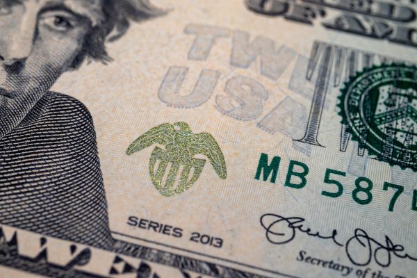 Photo: US Series 2013 twenty dollar bill. Credit: Andrew Dawes via https://unsplash.com/photos/text-letter-1qPlDZNXrBg