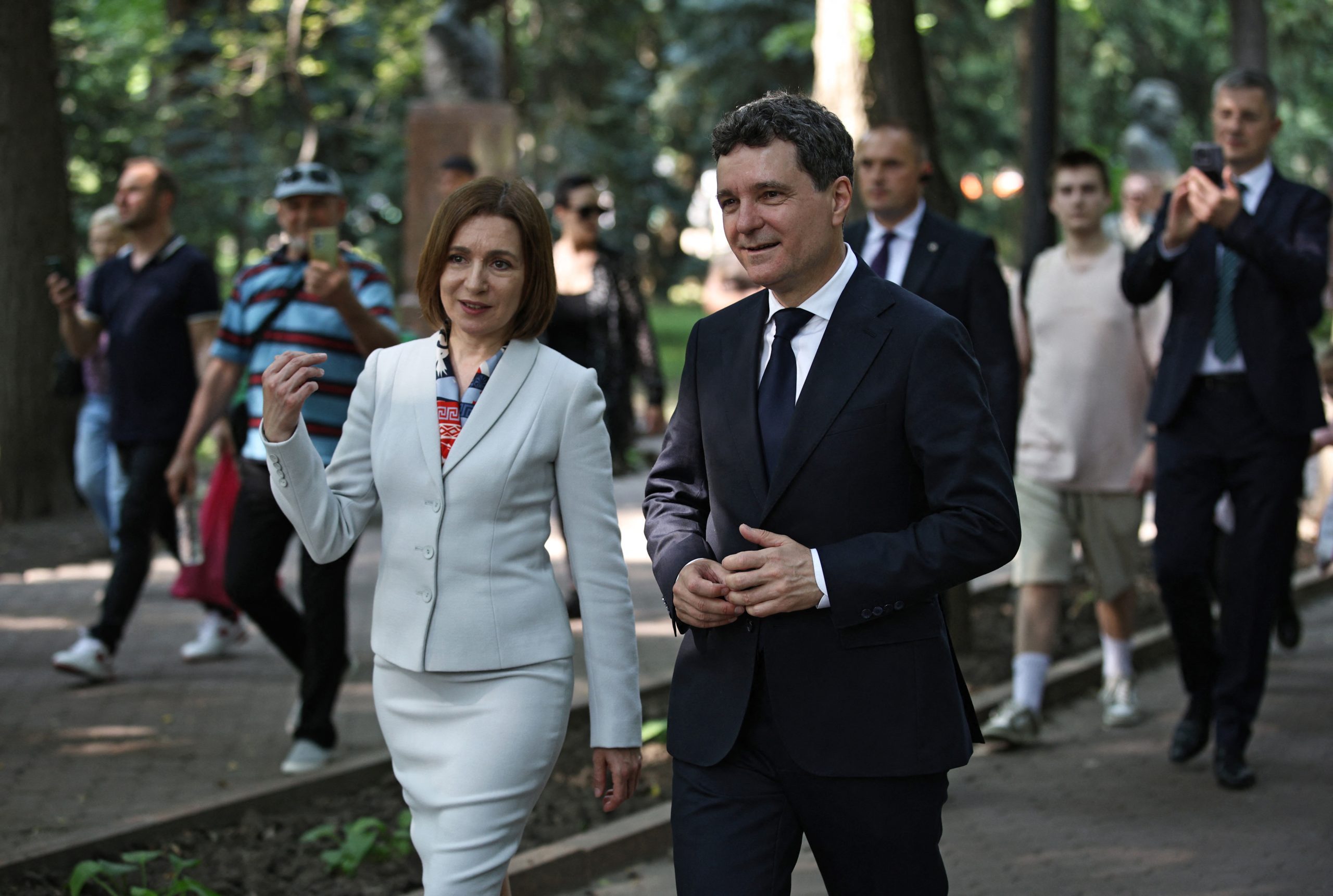 A Romania-Moldova Union? Work Has Begun