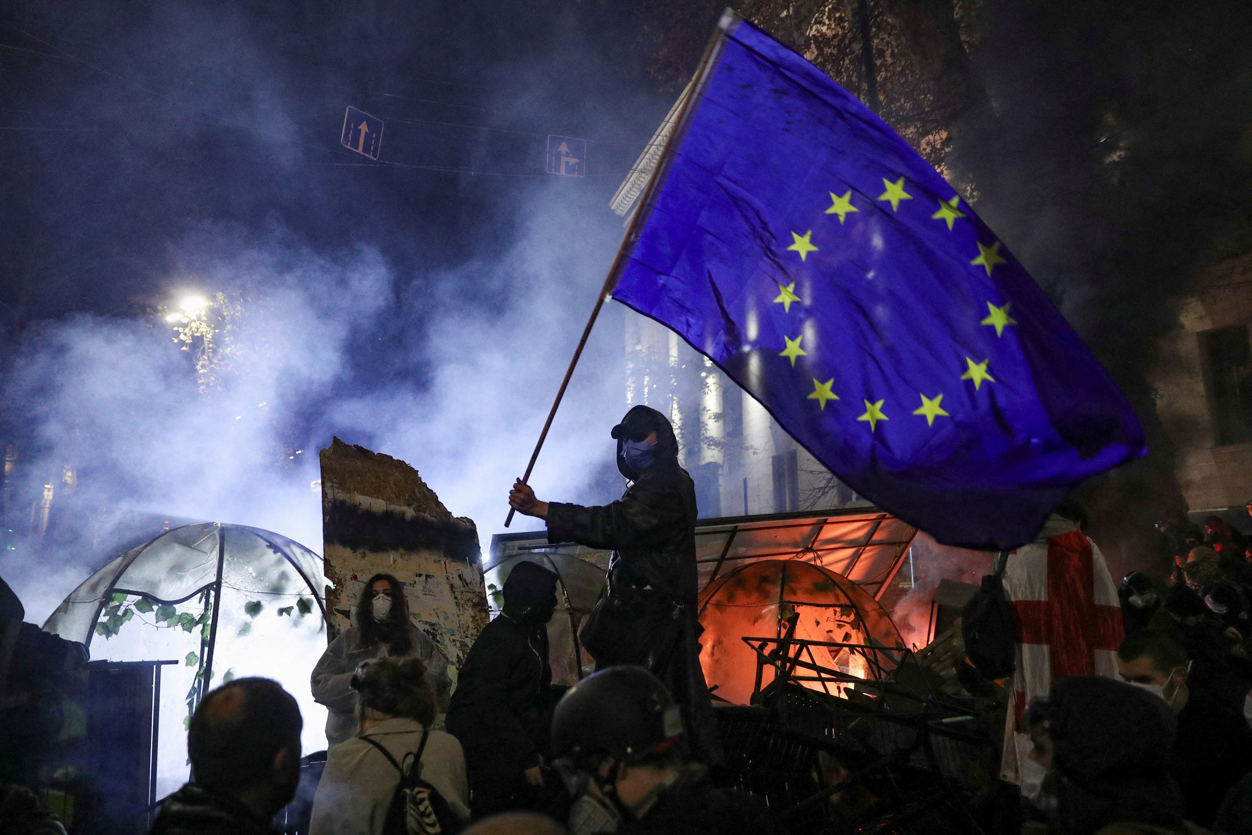 Landsbergis: Europe, Look to Thyself