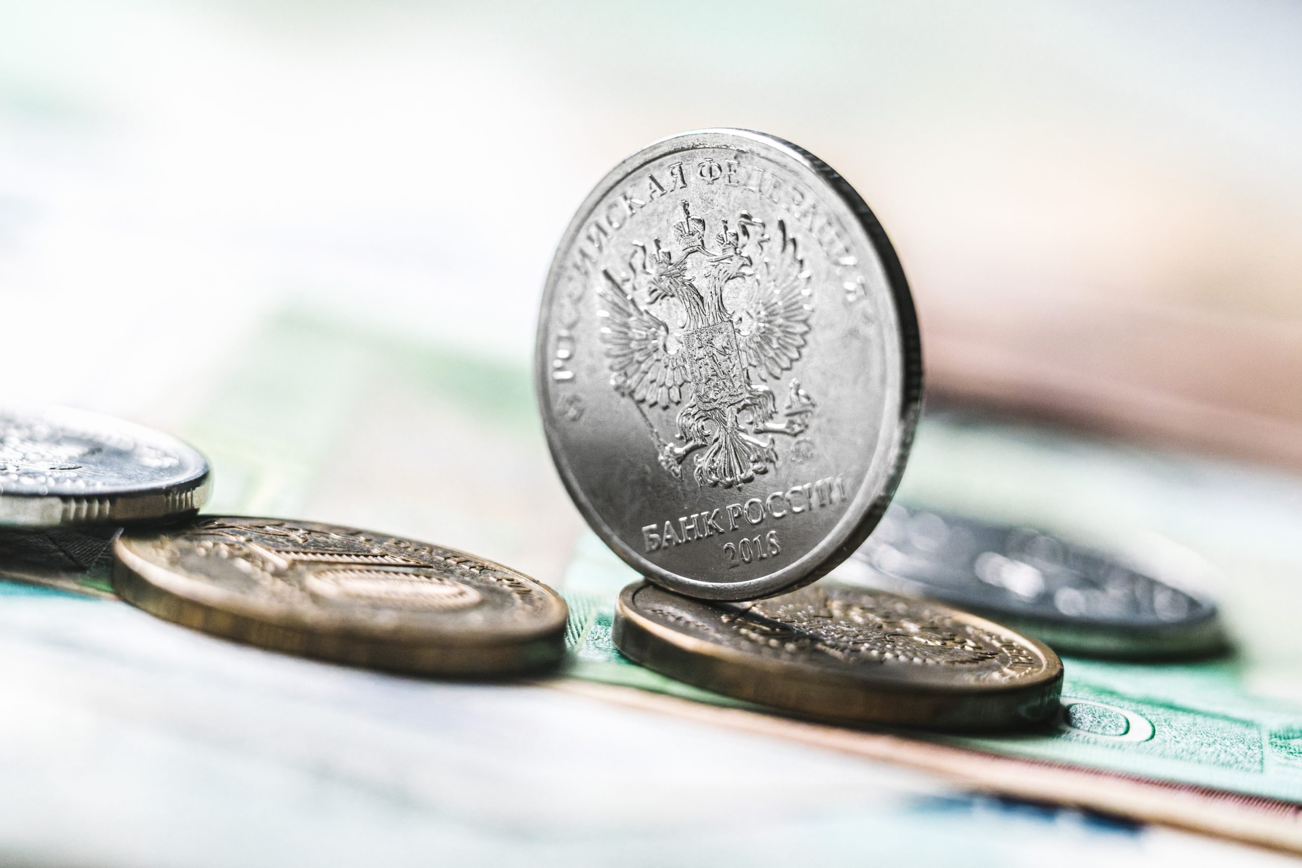 Stormy Weather Pummels Russia’s Economy